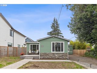 5416 Se KNAPP St, Portland, OR 97206