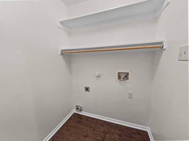 5624 Bedford Lane, The Colony, TX 75056
