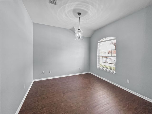 5624 Bedford Lane, The Colony, TX 75056