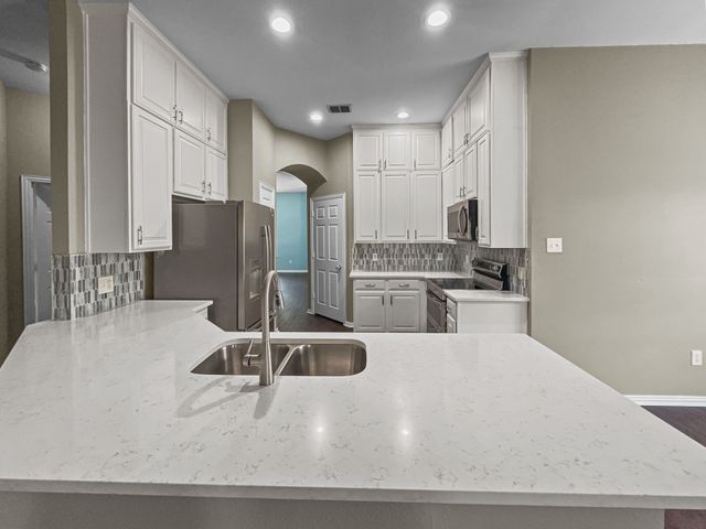 5624 Bedford Lane, The Colony, TX 75056
