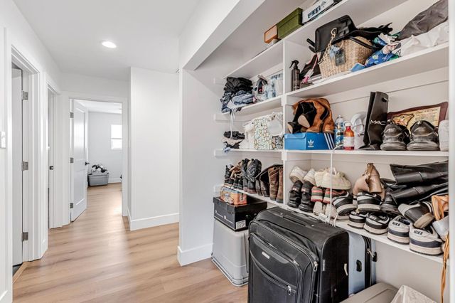 700 Eschenburg Drive, Gilroy, CA 95020