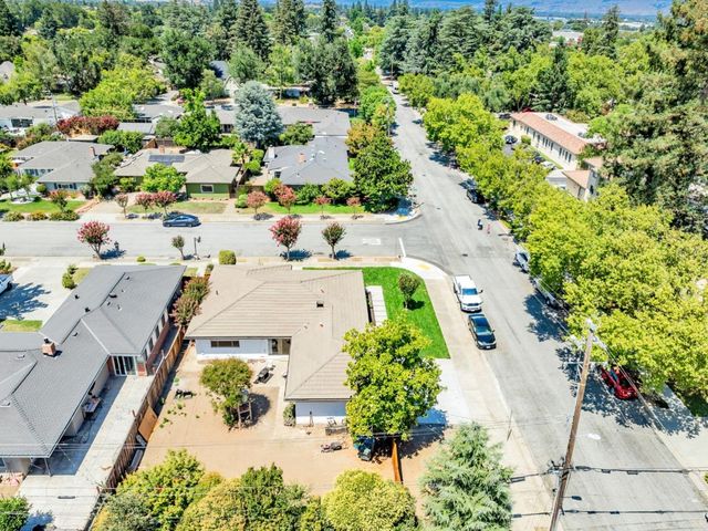 700 Eschenburg Drive, Gilroy, CA 95020