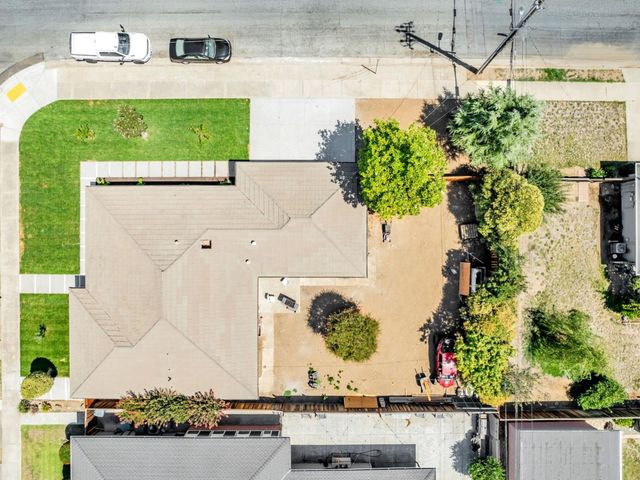 700 Eschenburg Drive, Gilroy, CA 95020