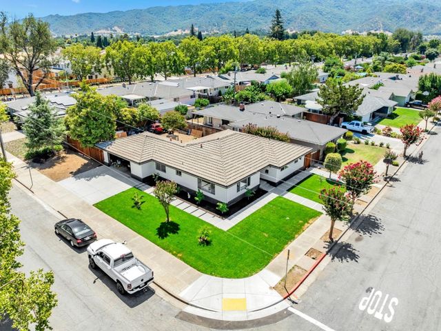 700 Eschenburg Drive, Gilroy, CA 95020