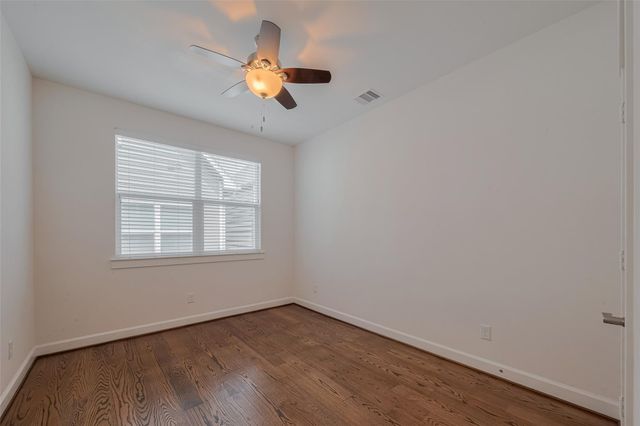 854 W 20th Street, Houston, TX 77008