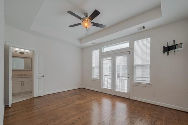 854 W 20th Street, Houston, TX 77008