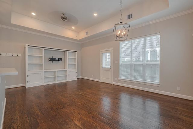 854 W 20th Street, Houston, TX 77008