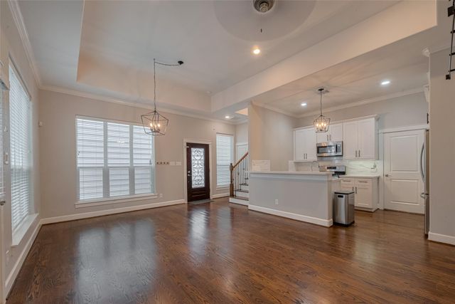 854 W 20th Street, Houston, TX 77008