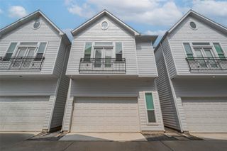 854 W 20th Street, Houston, TX 77008