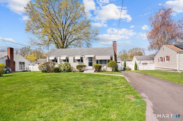 21 Brookside Circle, Wethersfield, CT 06109