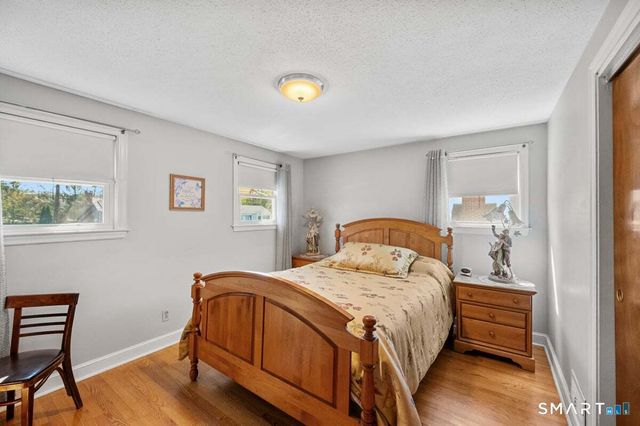 21 Brookside Circle, Wethersfield, CT 06109