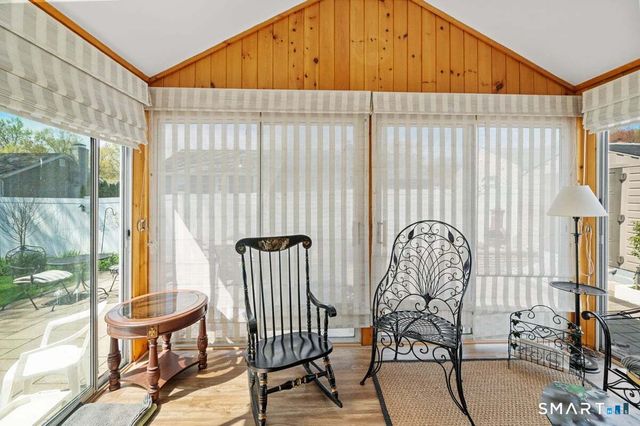 21 Brookside Circle, Wethersfield, CT 06109