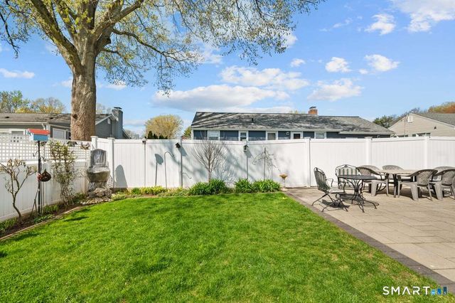 21 Brookside Circle, Wethersfield, CT 06109
