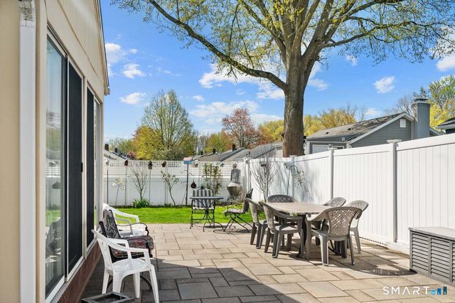 21 Brookside Circle, Wethersfield, CT 06109