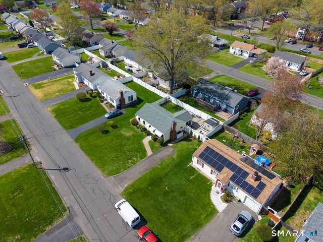 21 Brookside Circle, Wethersfield, CT 06109