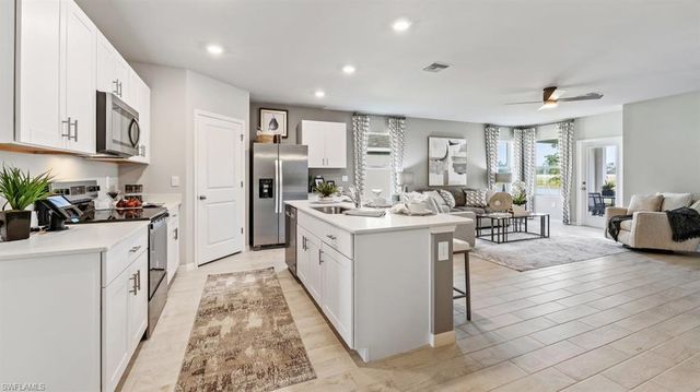 17752 SHADE TREE LOOP, Punta Gorda, FL 33982