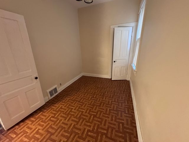 2454 W DIVERSEY Avenue 2, Chicago, IL 60647