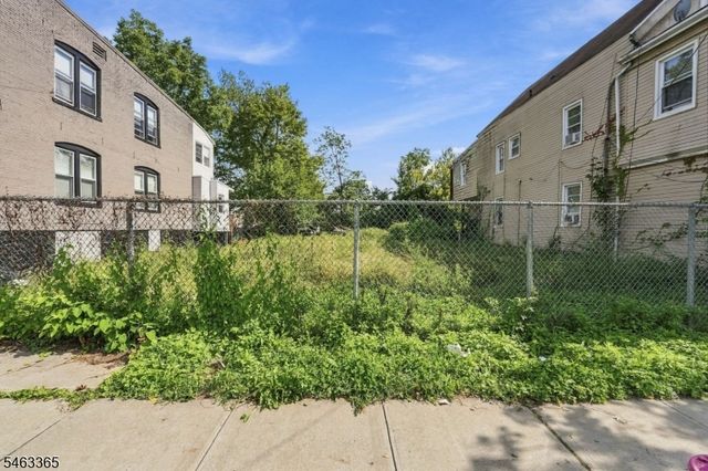 186 Hickory St, City Of Orange Twp., NJ 07050