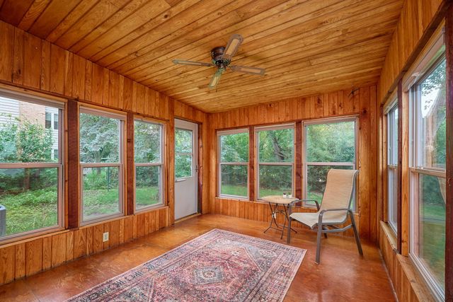 8801 Lakeview Road, Bloomington, MN 55438