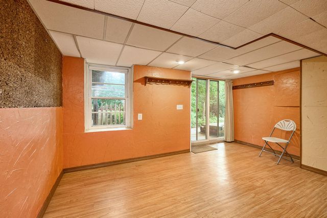 8801 Lakeview Road, Bloomington, MN 55438