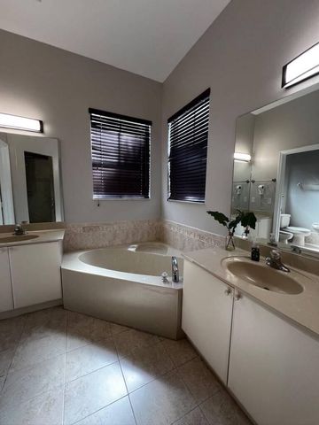 8874 NW 182ND Street, Hialeah, FL 33018