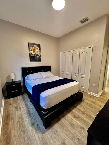 8874 NW 182ND Street, Hialeah, FL 33018