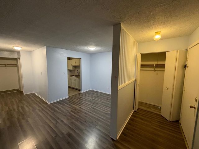 575 Heritage Drive 208, Hoffman Estates, IL 60169