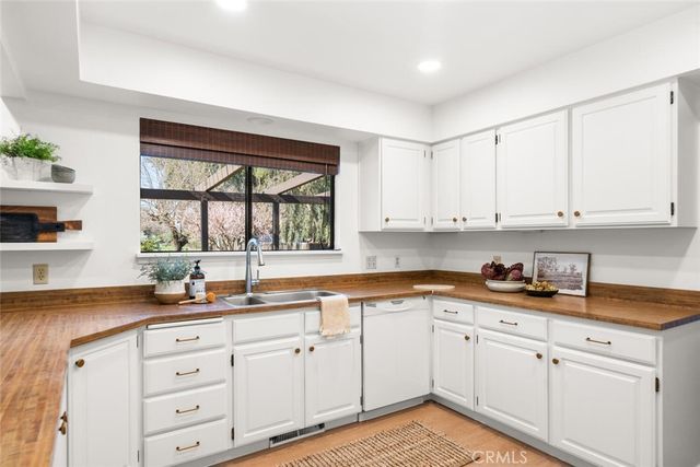 1041 Washington, Willows, CA 95988