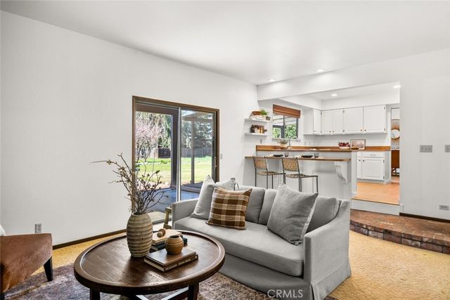 1041 Washington, Willows, CA 95988