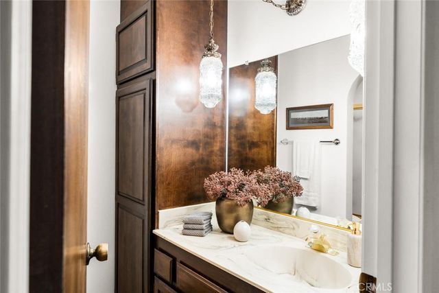 1041 Washington, Willows, CA 95988