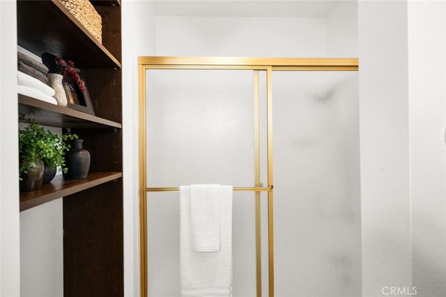 1041 Washington, Willows, CA 95988