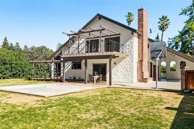 1041 Washington, Willows, CA 95988