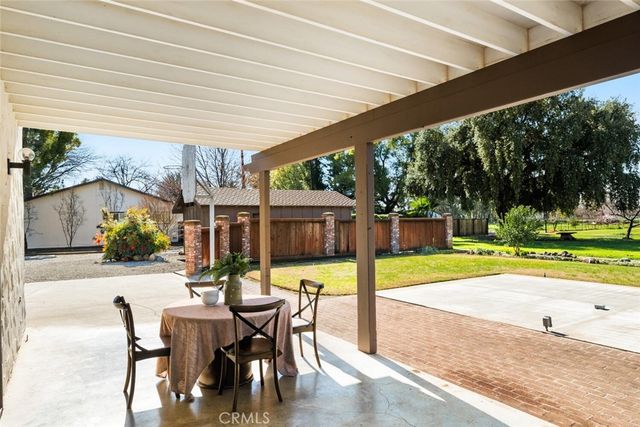 1041 Washington, Willows, CA 95988