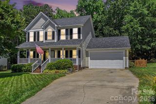 2762 Island Point Drive NW, Concord, NC 28027