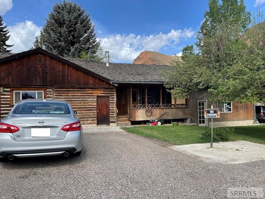 Image 5 of property listing at 520 E Main Street, Challis, ID 83226