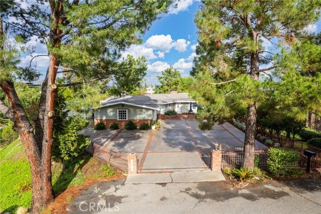 24417 Lawton, Loma Linda, CA 92354