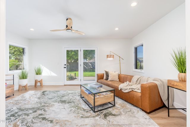 4643 E CALLE DEL MEDIO --, Phoenix, AZ 85018