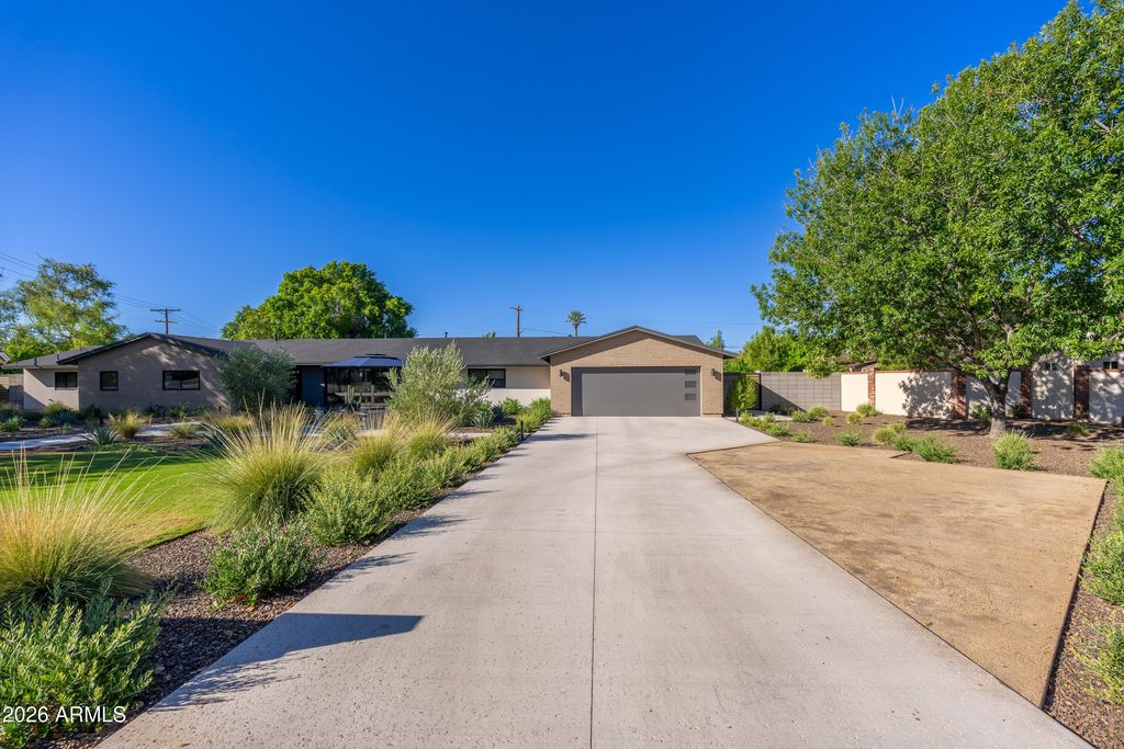 4643 E CALLE DEL MEDIO --, Phoenix, AZ 85018 — photo 2