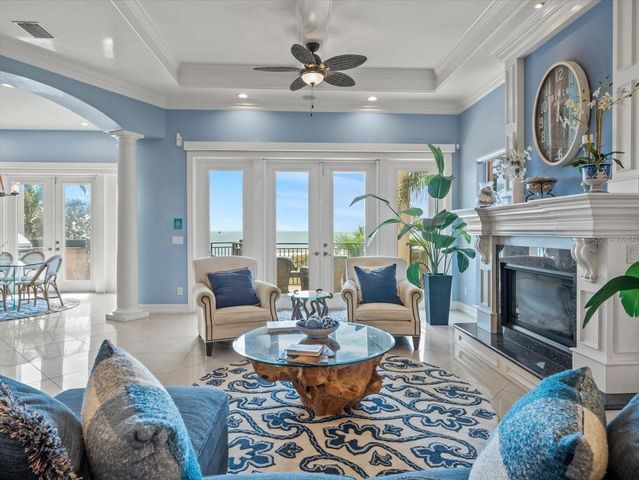 9550 W GULF BOULEVARD, Treasure Island, FL 33706
