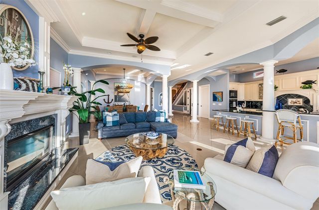 9550 W GULF BOULEVARD, Treasure Island, FL 33706