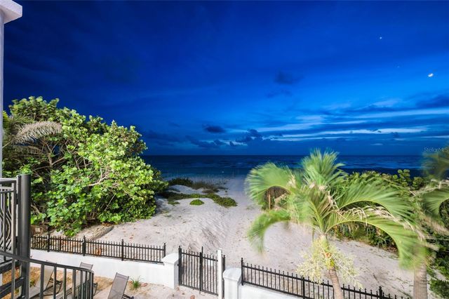 9550 W GULF BOULEVARD, Treasure Island, FL 33706
