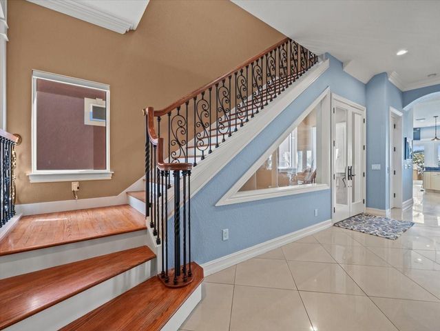 9550 W GULF BOULEVARD, Treasure Island, FL 33706