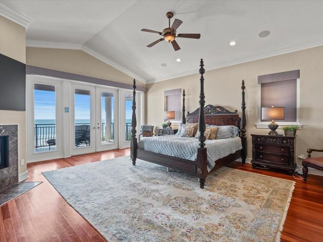 9550 W GULF BOULEVARD, Treasure Island, FL 33706