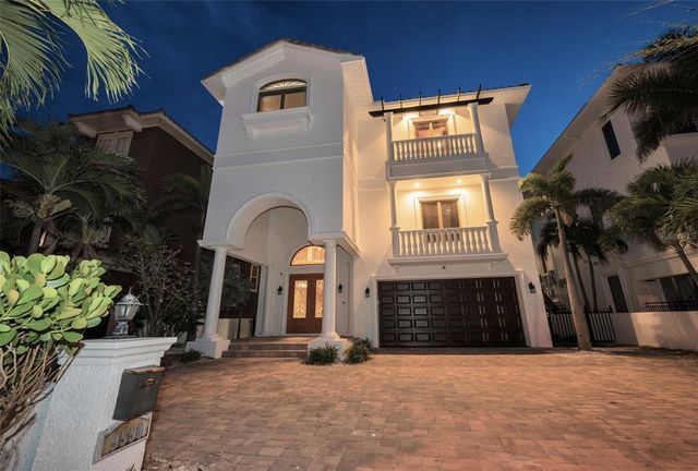 9550 W GULF BOULEVARD, Treasure Island, FL 33706