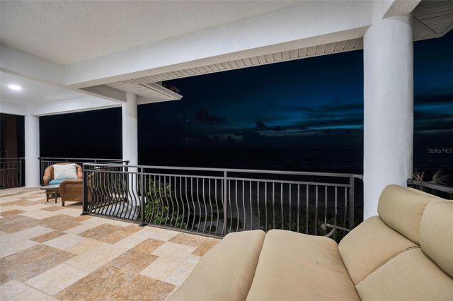 9550 W GULF BOULEVARD, Treasure Island, FL 33706