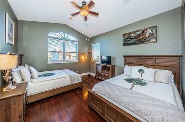 9550 W GULF BOULEVARD, Treasure Island, FL 33706
