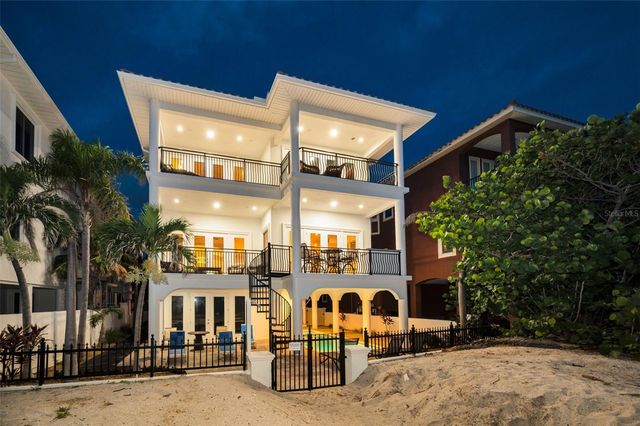 9550 W GULF BOULEVARD, Treasure Island, FL 33706
