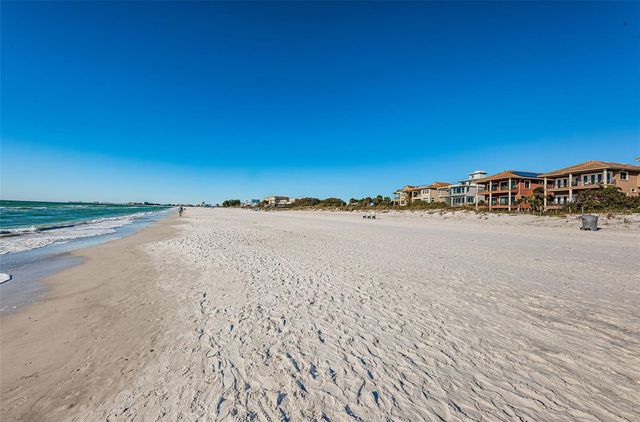 9550 W GULF BOULEVARD, Treasure Island, FL 33706