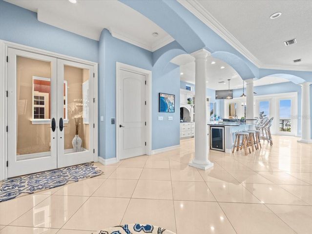 9550 W GULF BOULEVARD, Treasure Island, FL 33706