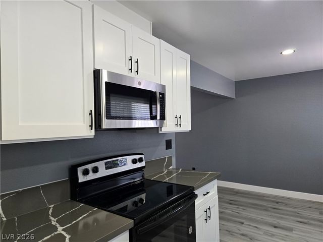 3240 North Michael Way 1, Las Vegas, NV 89108